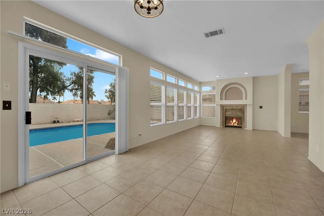 2106 Club Meadows Drive — photo 5