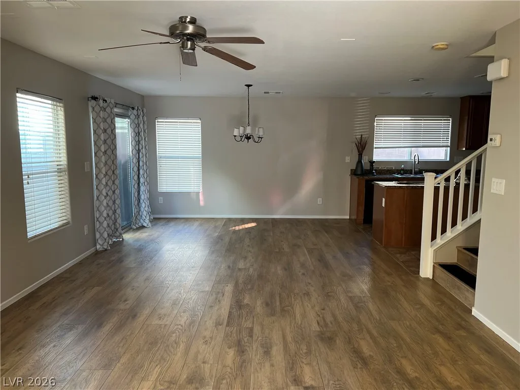 484 Brompton Street — photo 2