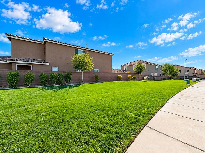 6833 Toll Mountain Street — photo 4