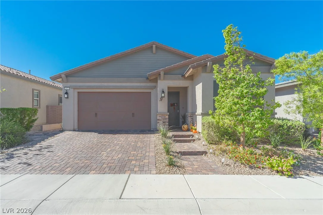 677 Sunlight Hill Street — photo 1