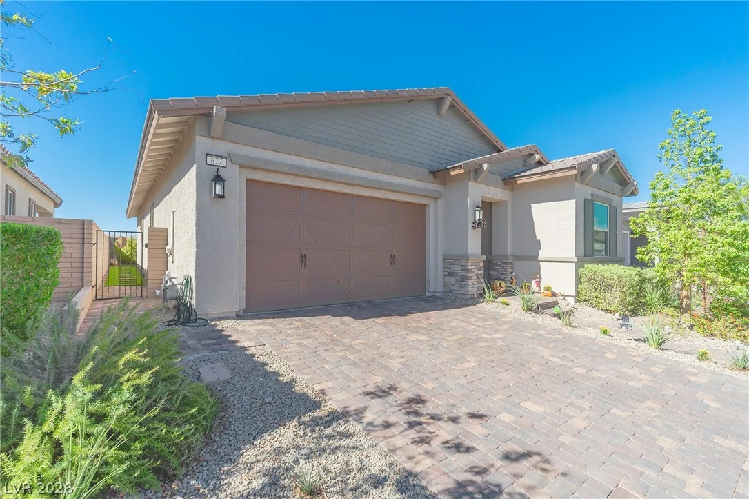 677 Sunlight Hill Street — photo 3