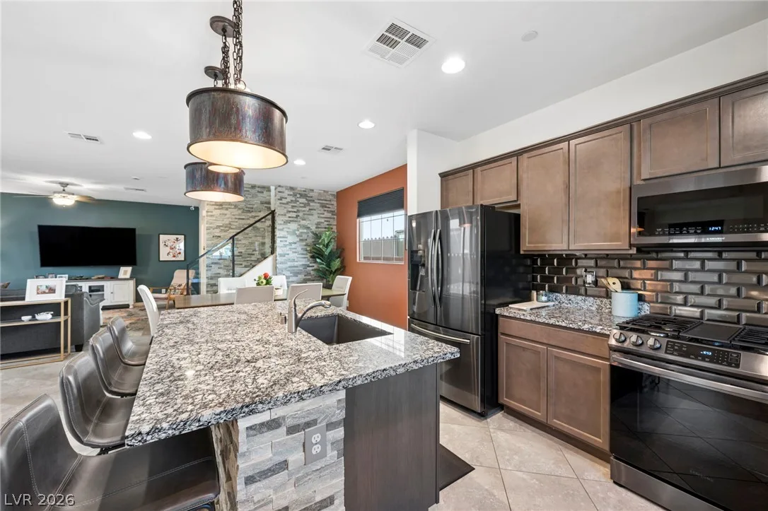 2621 Marvel Astoria Street — photo 2