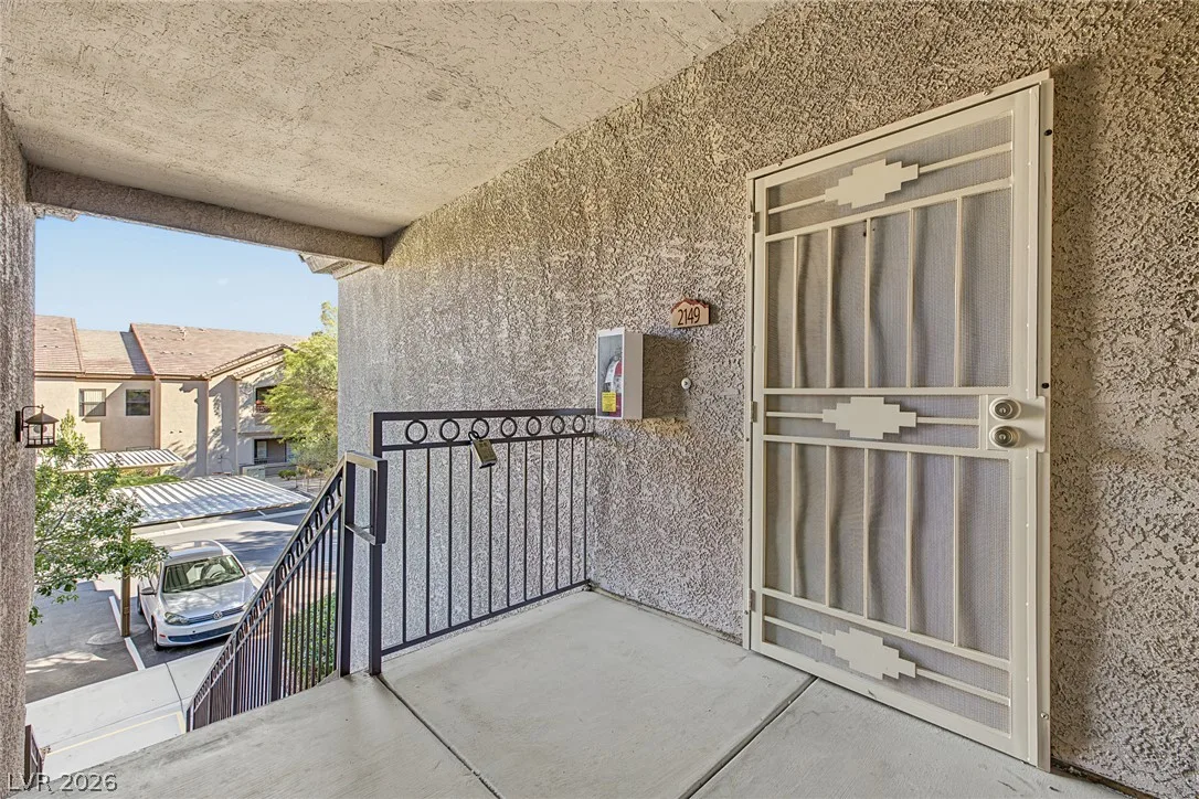 8250 North Grand Canyon Drive 2149 — photo 4
