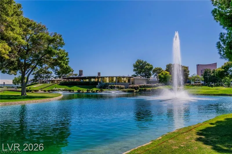 2861 QUEENS COURTYARD Drive — photo 5