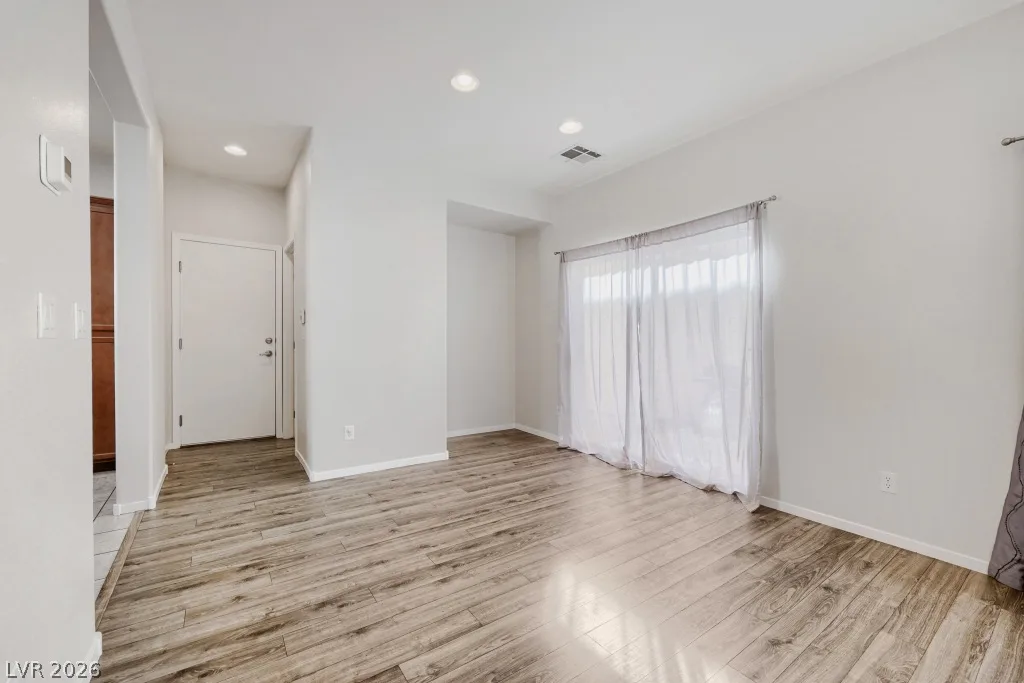 6321 Blushing Willow Street — photo 5