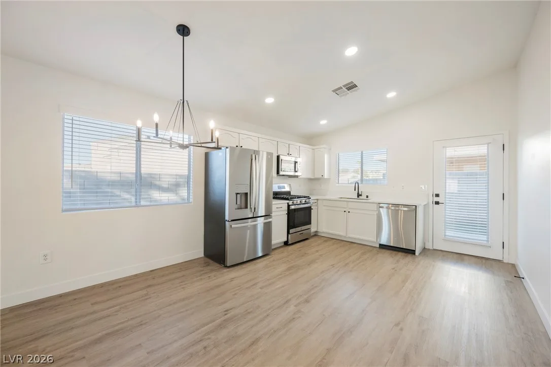 5192 Jewel Canyon Drive — photo 4