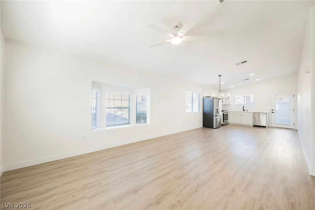 5192 Jewel Canyon Drive — photo 5