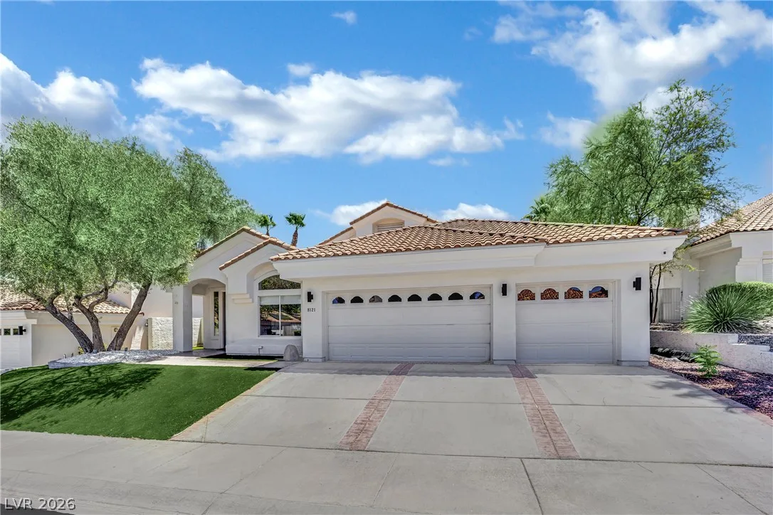 8121 Sunset Cove Drive — photo 2
