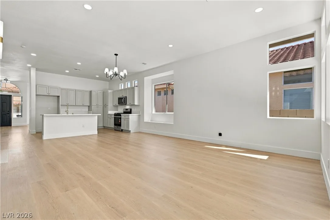 1149 Coral Desert Drive — photo 3