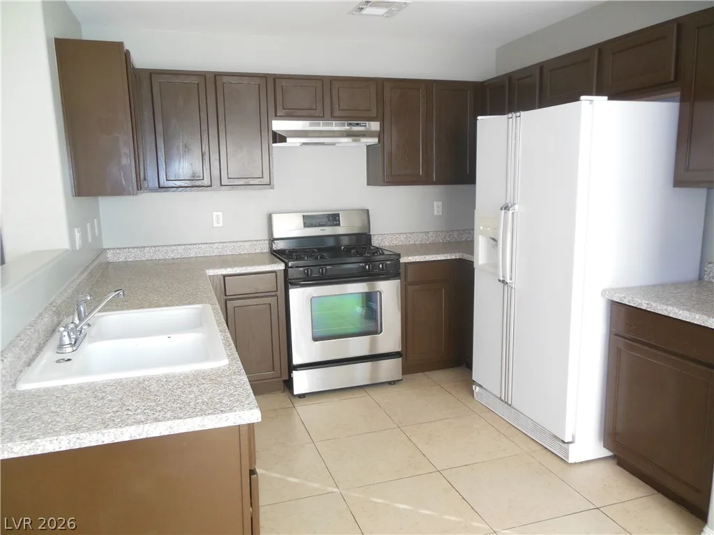 4833 PAGOSA SPRINGS Drive — photo 4