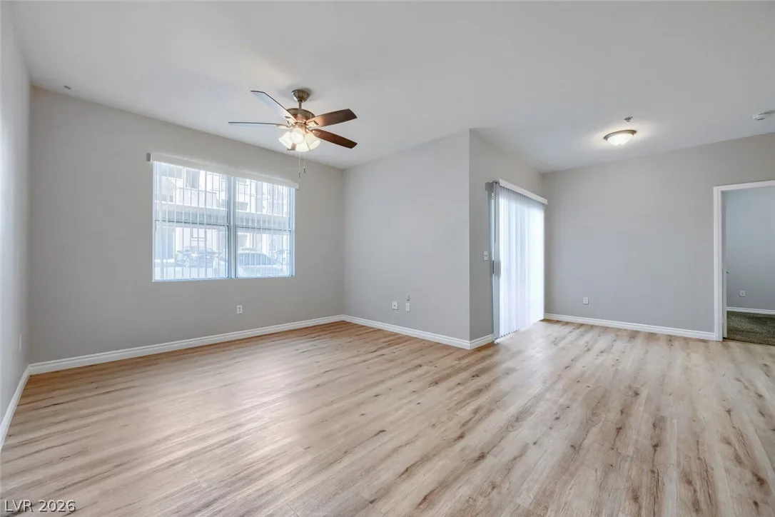 6955 North Durango Drive 1019 — photo 5