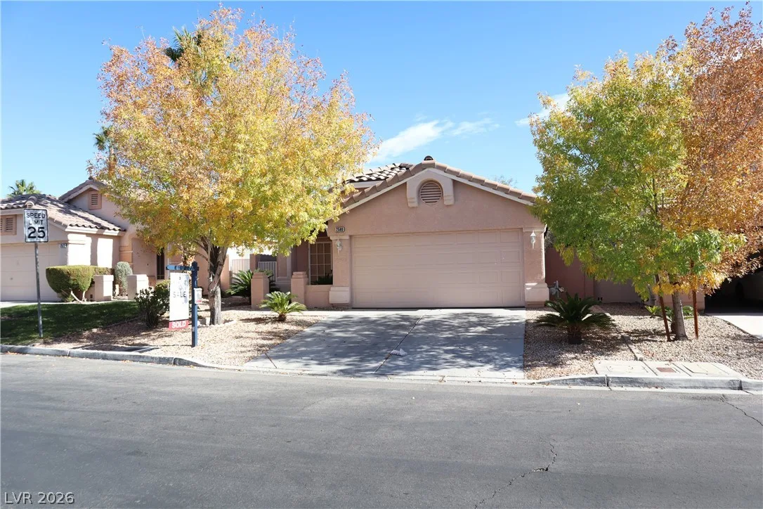 2580 Spruce Creek Drive — photo 2