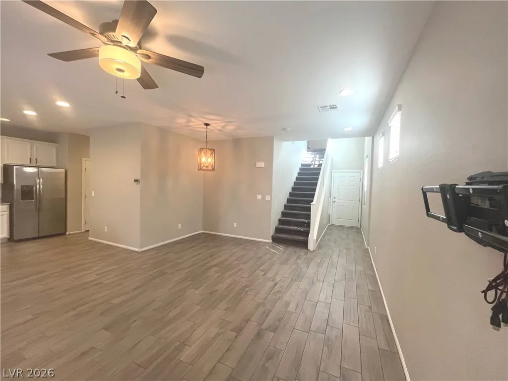 7712 Eastham Bay Avenue — photo 2