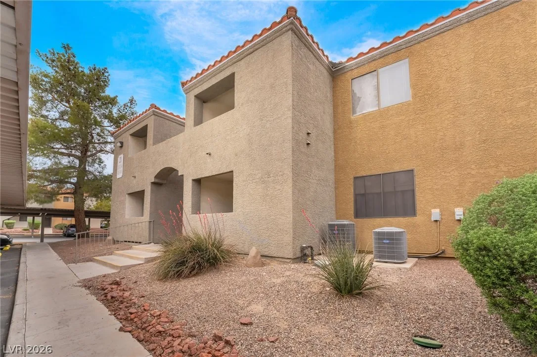 3151 Soaring Gulls Drive 2034 — photo 1