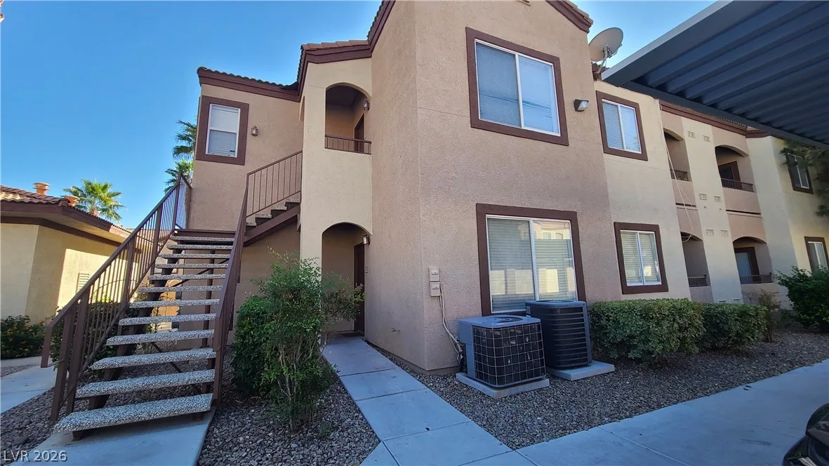 9580 West Reno Avenue 180 — photo 1