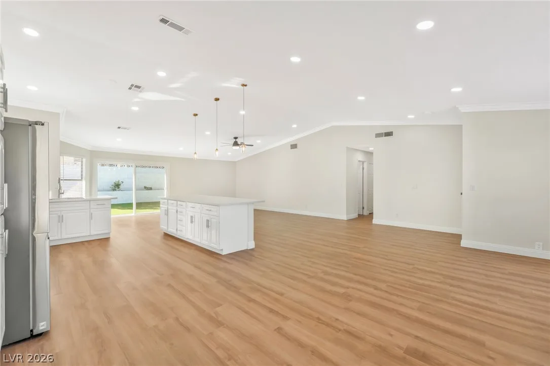 6105 Sadler Drive — photo 5