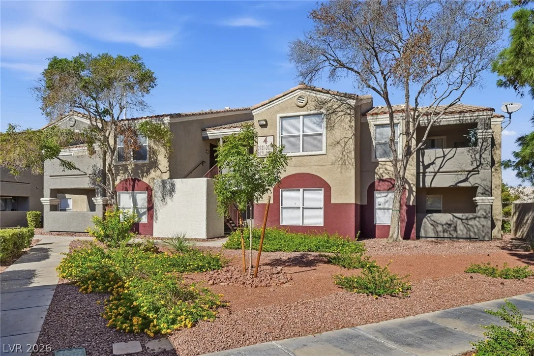 5055 West Hacienda Avenue 2023 — photo 2