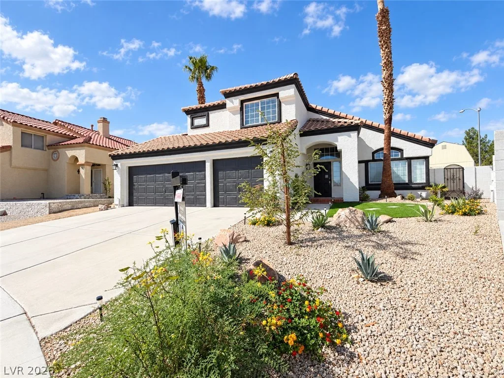4233 Glass Lantern Drive — photo 1