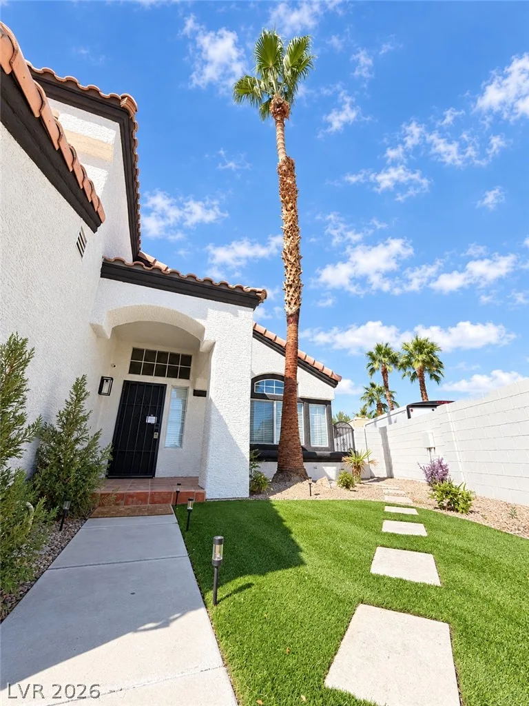 4233 Glass Lantern Drive — photo 4
