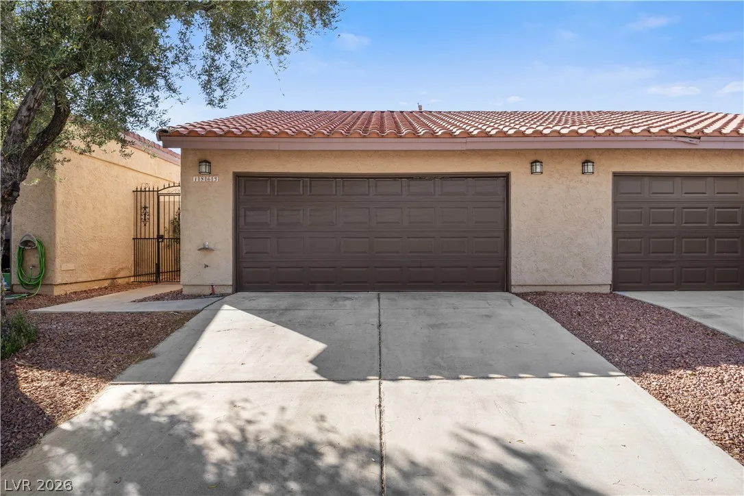 1863 Camino Verde Lane — photo 1