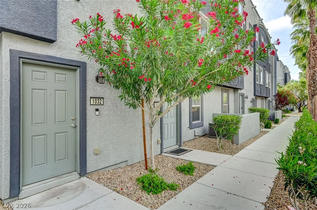 9050 West Tropicana Avenue 1032 — photo 3
