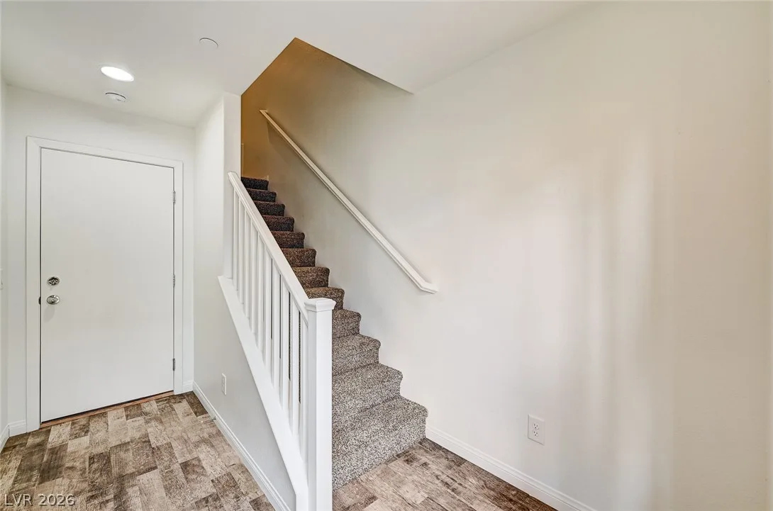 9050 West Tropicana Avenue 1032 — photo 4