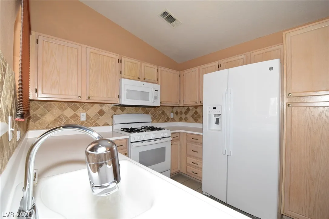 5415 West Harmon Avenue 2135 — photo 2