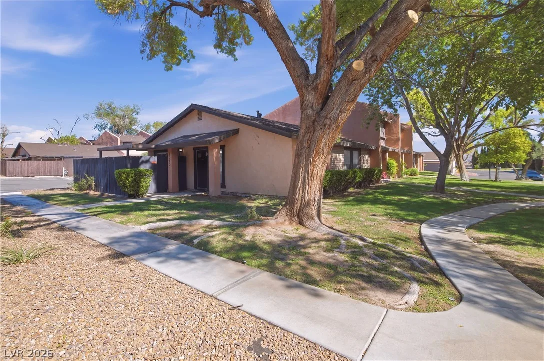 4045 Evening Breeze Place — photo 3