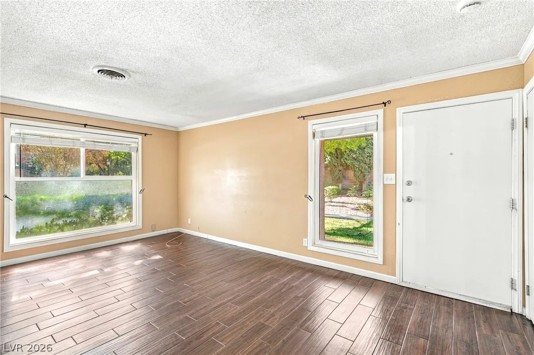 4045 Evening Breeze Place — photo 5