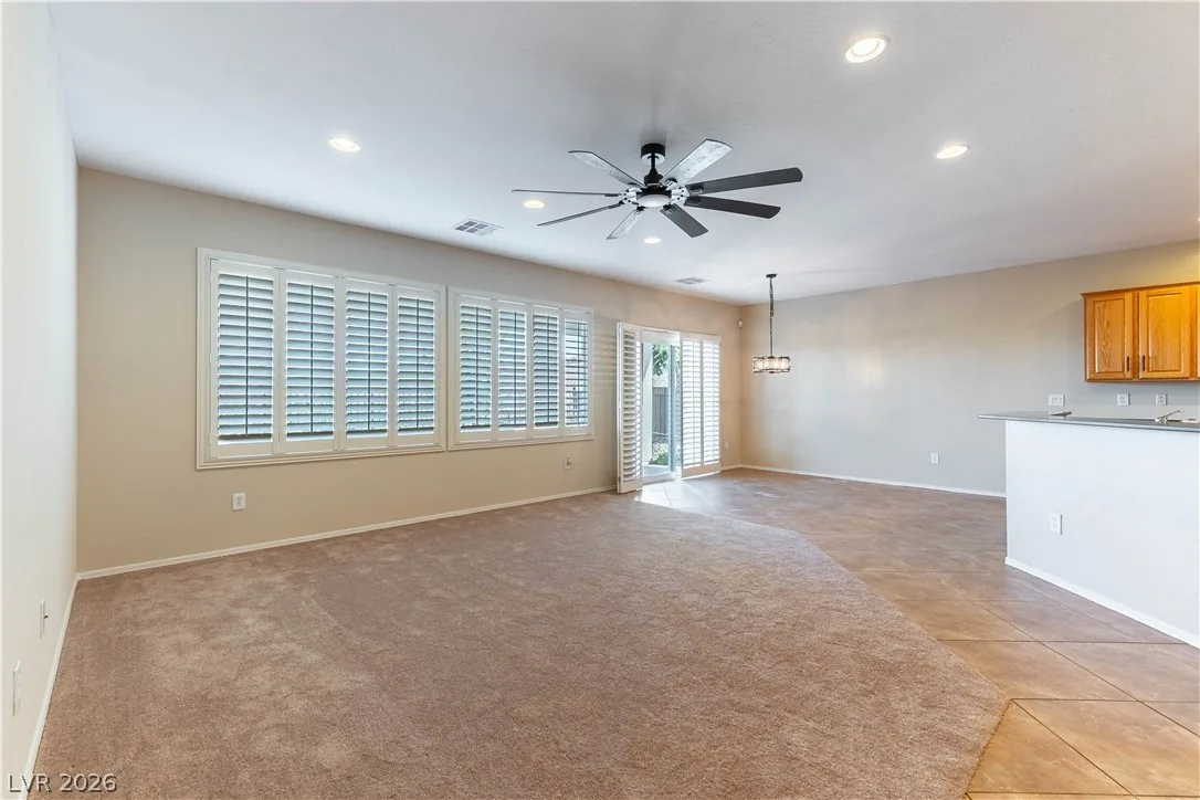 2576 Jada Drive — photo 2
