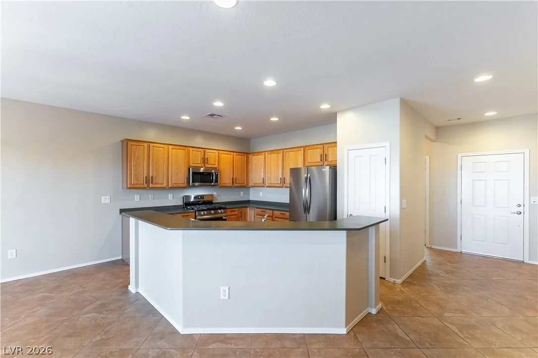 2576 Jada Drive — photo 4