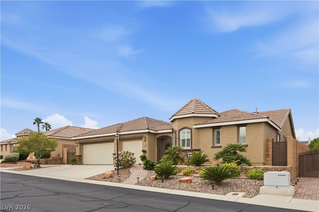 8709 Icy Mistral Court — photo 3