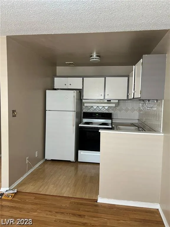 304 Orland Street 55 — photo 2