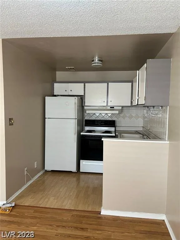304 Orland Street 55 — photo 3