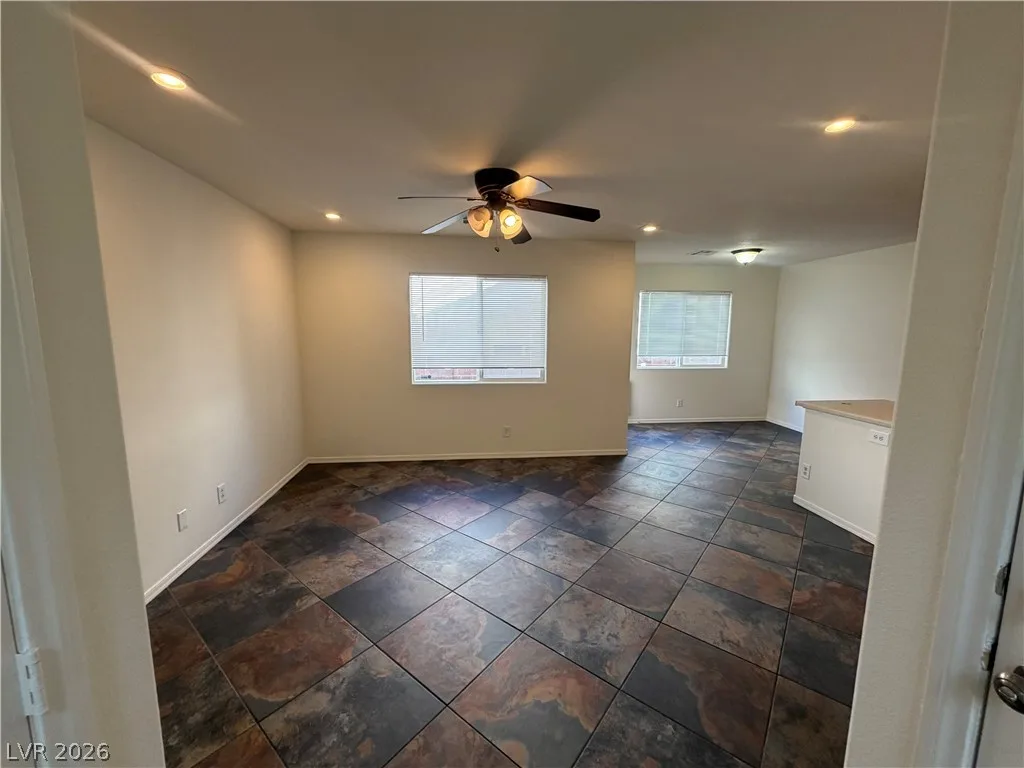 9250 Hollander Avenue — photo 4