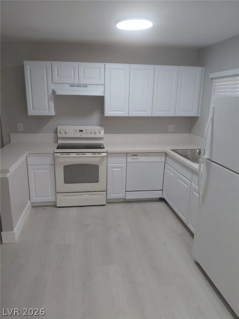 5228 Garden Lane — photo 5