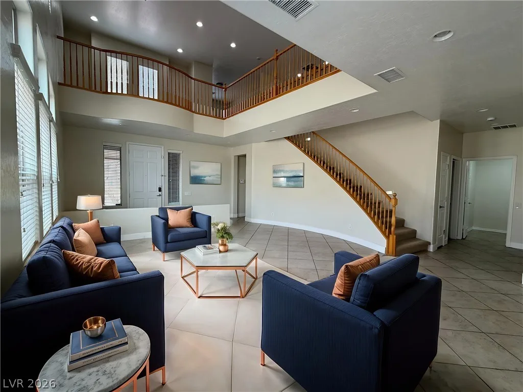 7682 DIABLO Drive — photo 2