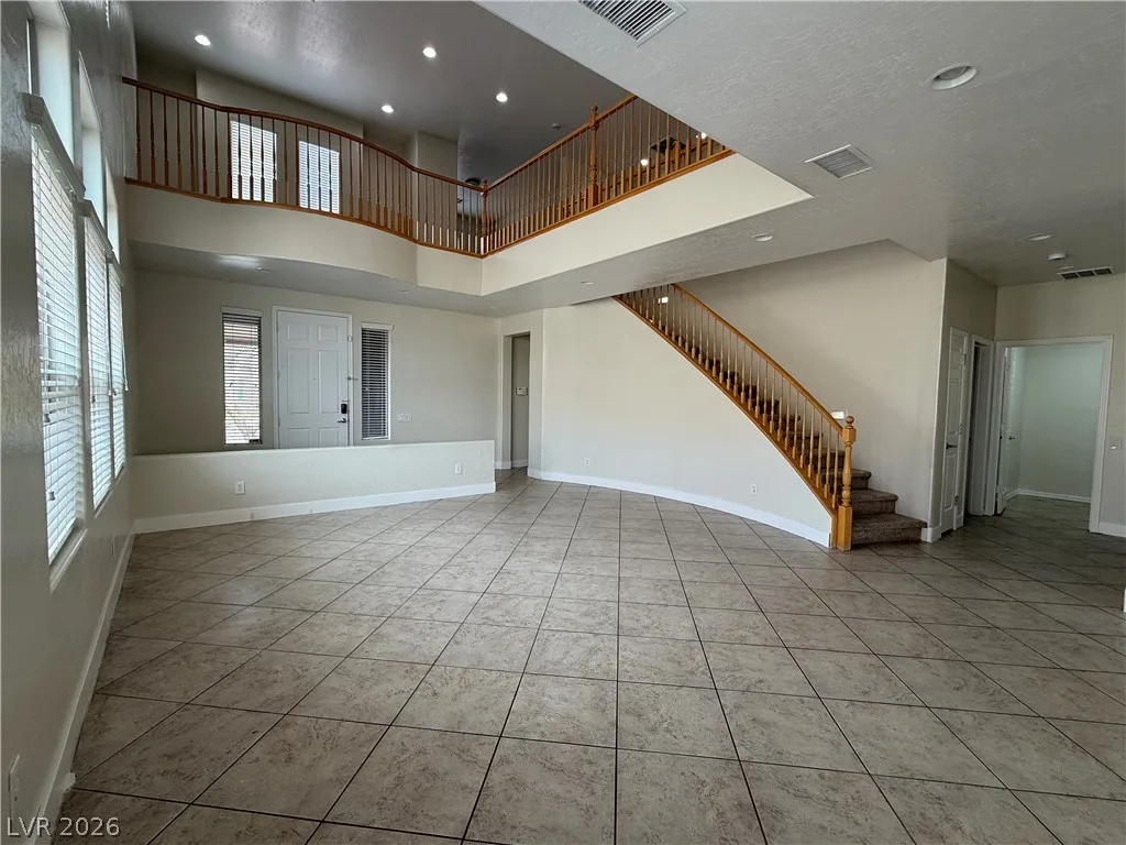 7682 DIABLO Drive — photo 3
