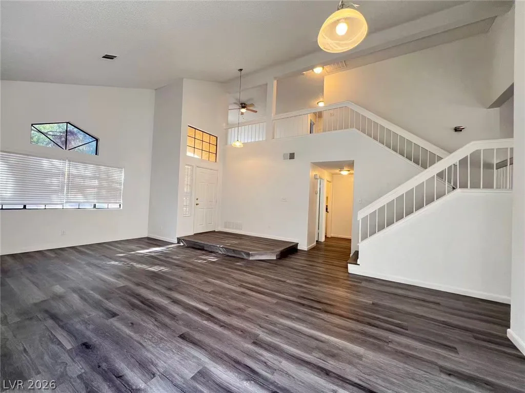 98 Trevor Drive — photo 5