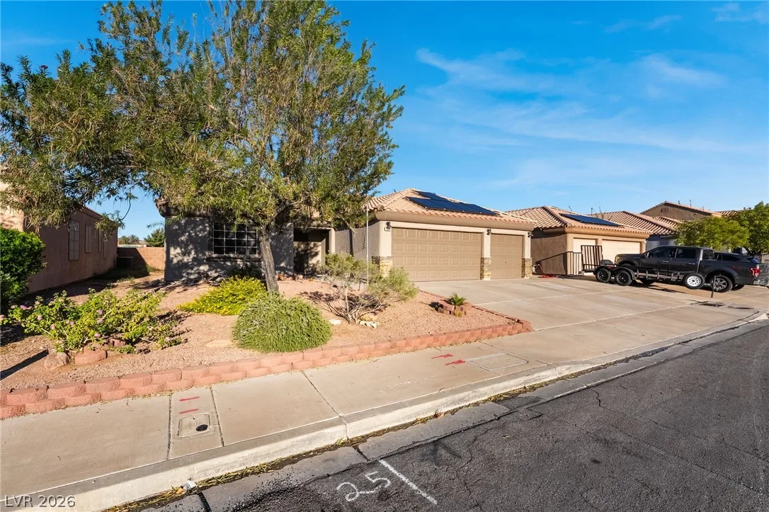 969 High Plains Drive — photo 2