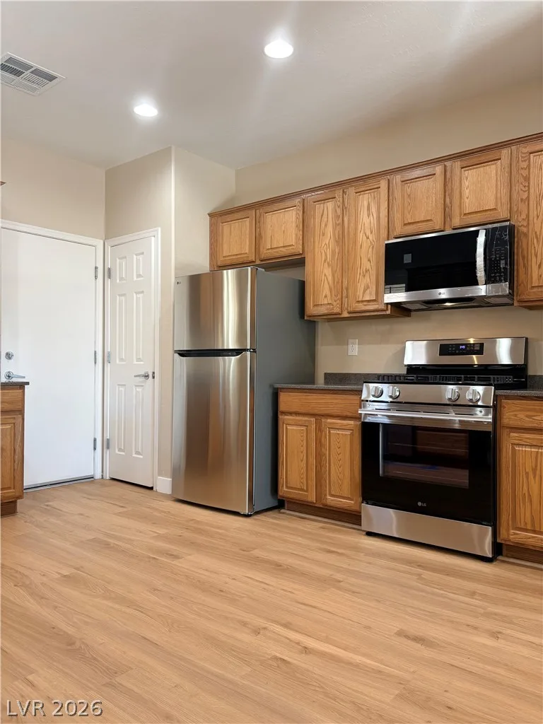 2575 Sargon Street — photo 5