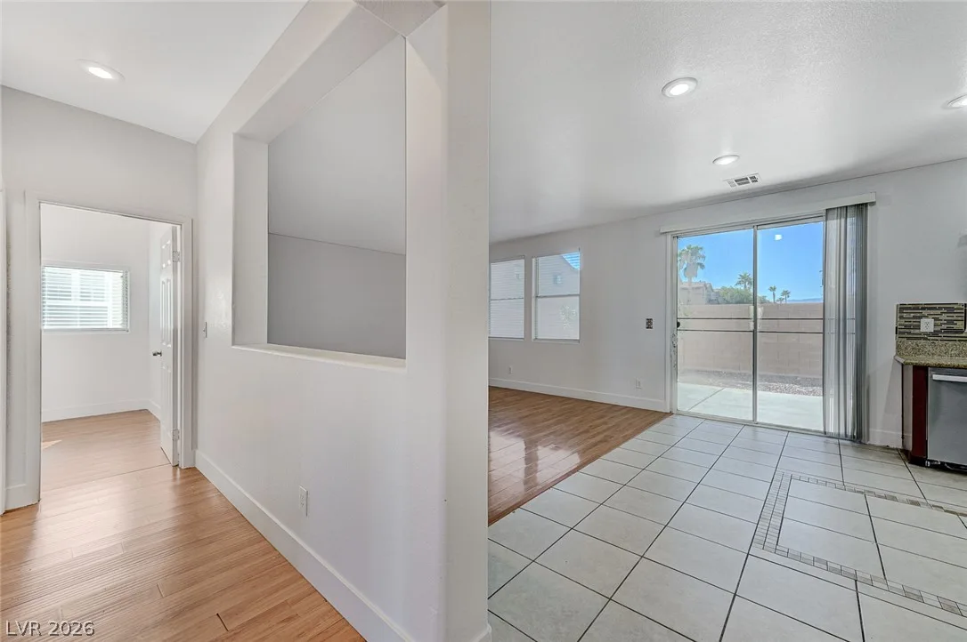 8273 Kimberly Diamond Street — photo 5
