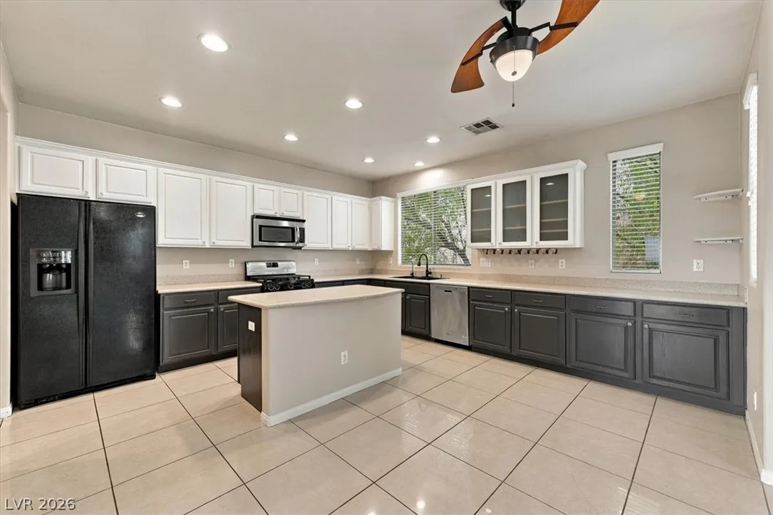 9489 Cormorant Lake Way — photo 4