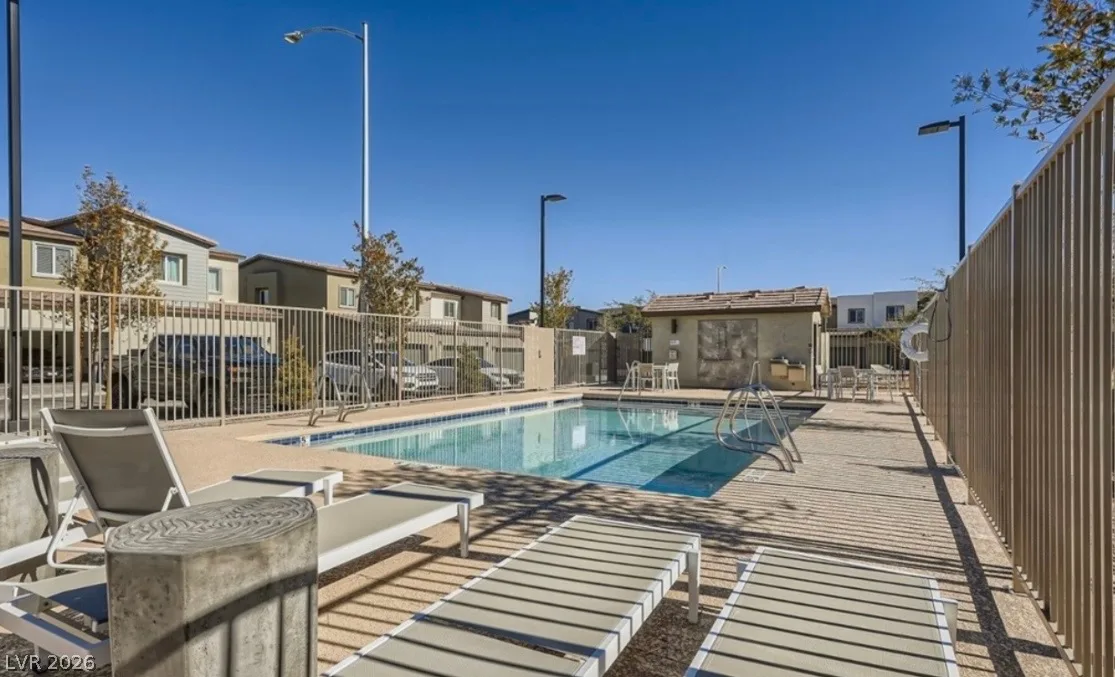 532 Ripple Brook Court — photo 2