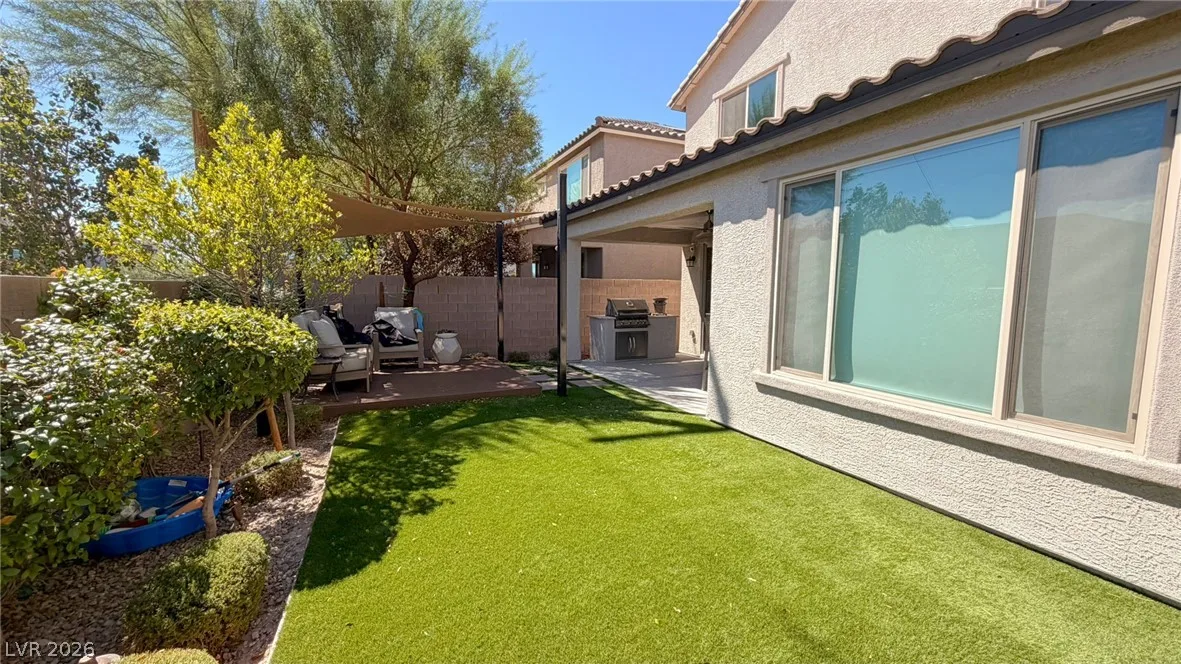 9046 Field Maple Street — photo 3