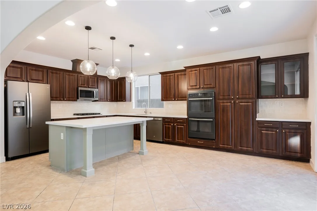 733 Blue Crystal Creek Road — photo 3