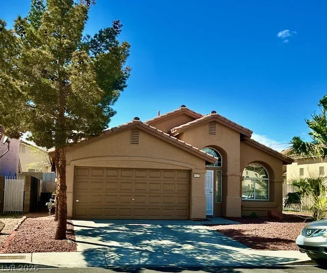 9015 Coral Shale Street — photo 2