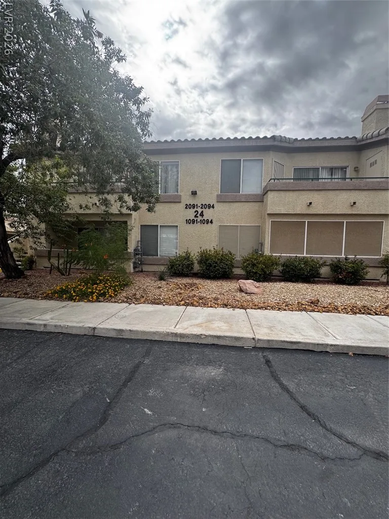 5710 East Tropicana Avenue 1094 — photo 1