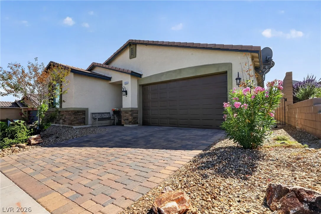 2359 Dillons Cove Drive — photo 1