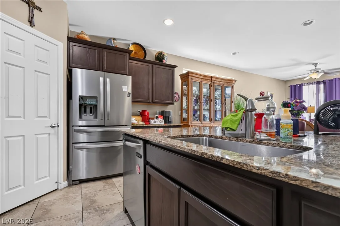 2359 Dillons Cove Drive — photo 4